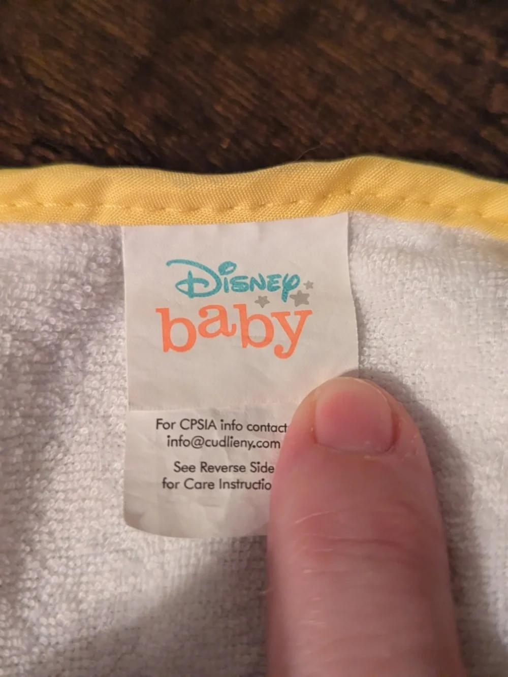 Winnie the Pooh Disney Baby Yellow Strip Bib Bee Cotton Blend Cuddle Accessories